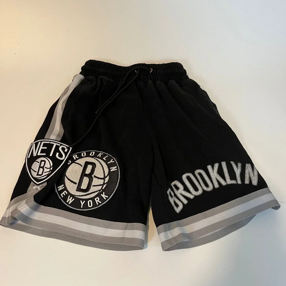 Pro Standard Brooklyn Nets Vintage Style Basketball Shorts Mens Medium Black NBA
